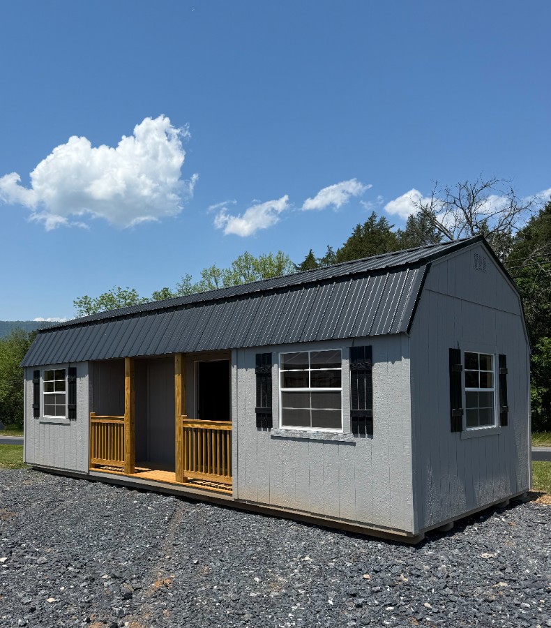 Lofted Barn Center Porch – 12×28